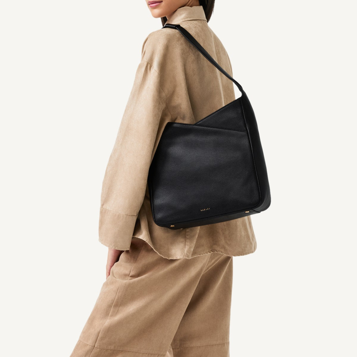 Alpha Road Leather Medium Ziptop Shoulder Bag in Black - 110902