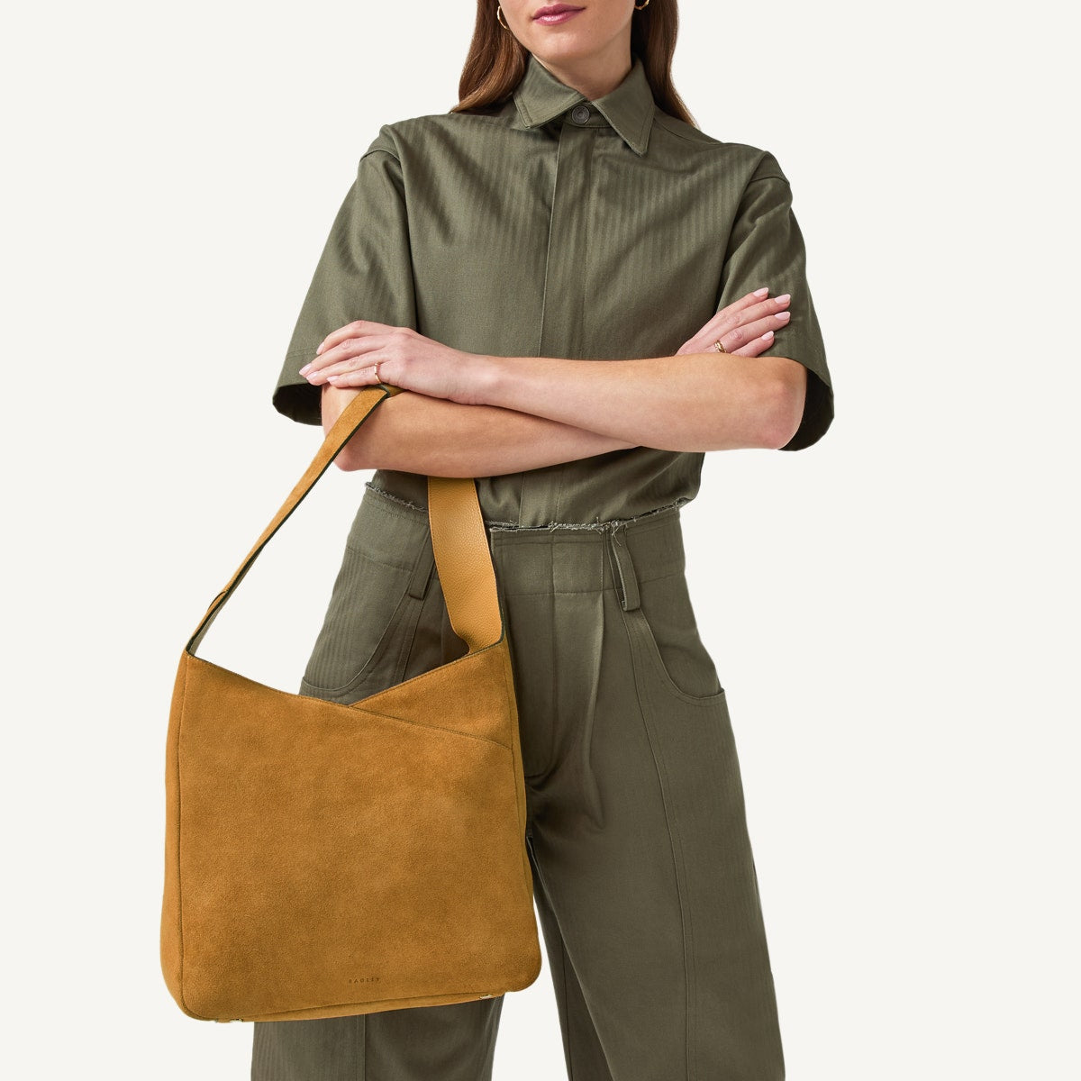 Alpha Road Leather Medium Ziptop Shoulder Bag in Pecan - 110908