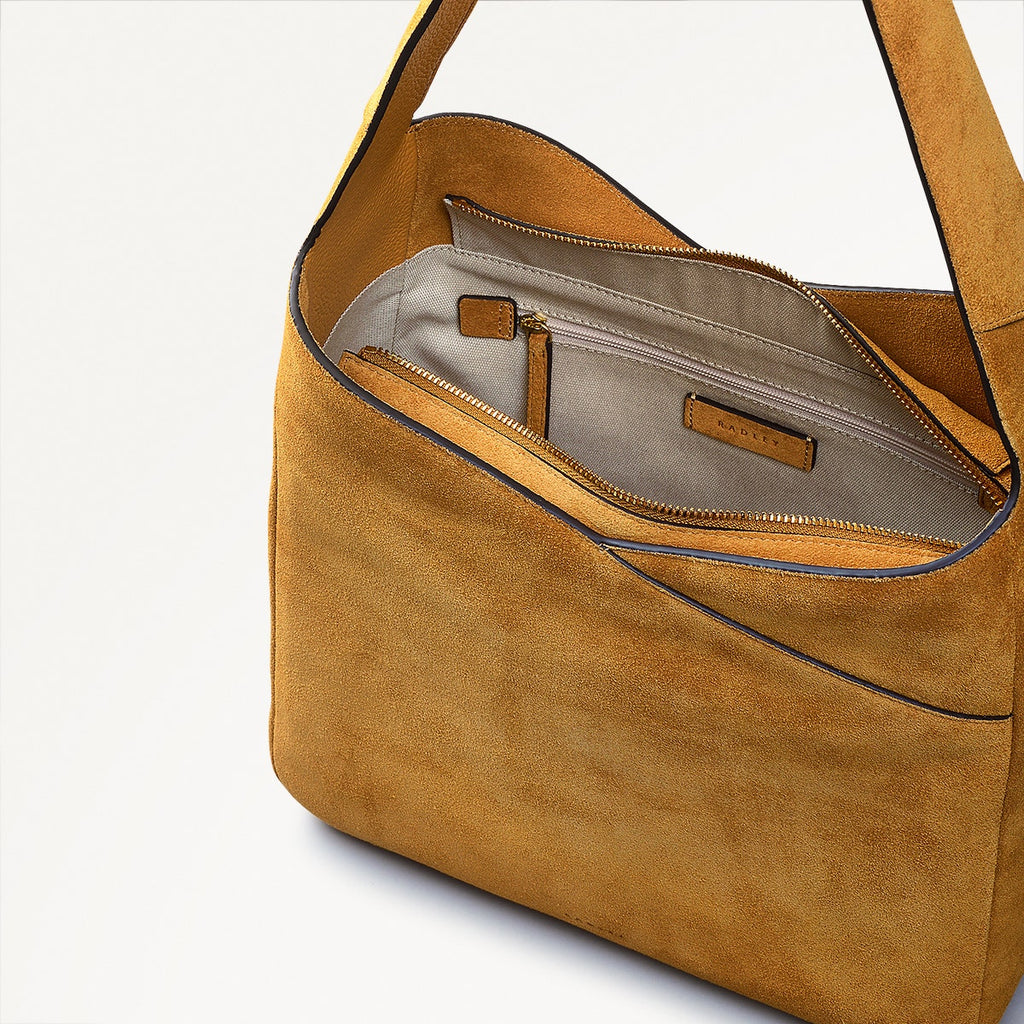 Alpha Road Leather Medium Ziptop Shoulder Bag in Pecan - 110908