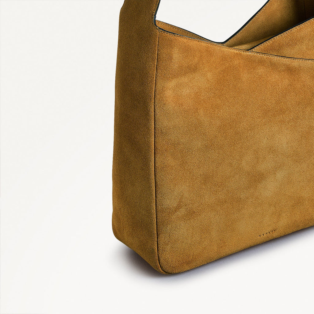 Alpha Road Leather Medium Ziptop Shoulder Bag in Pecan - 110908