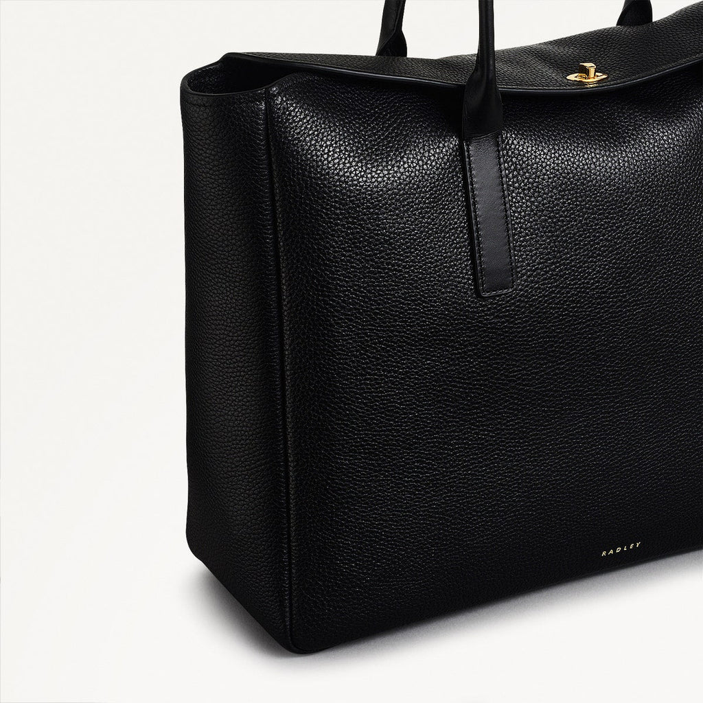Carpenter Yard Leather Large Flapover Tote Bag in Black - 110912