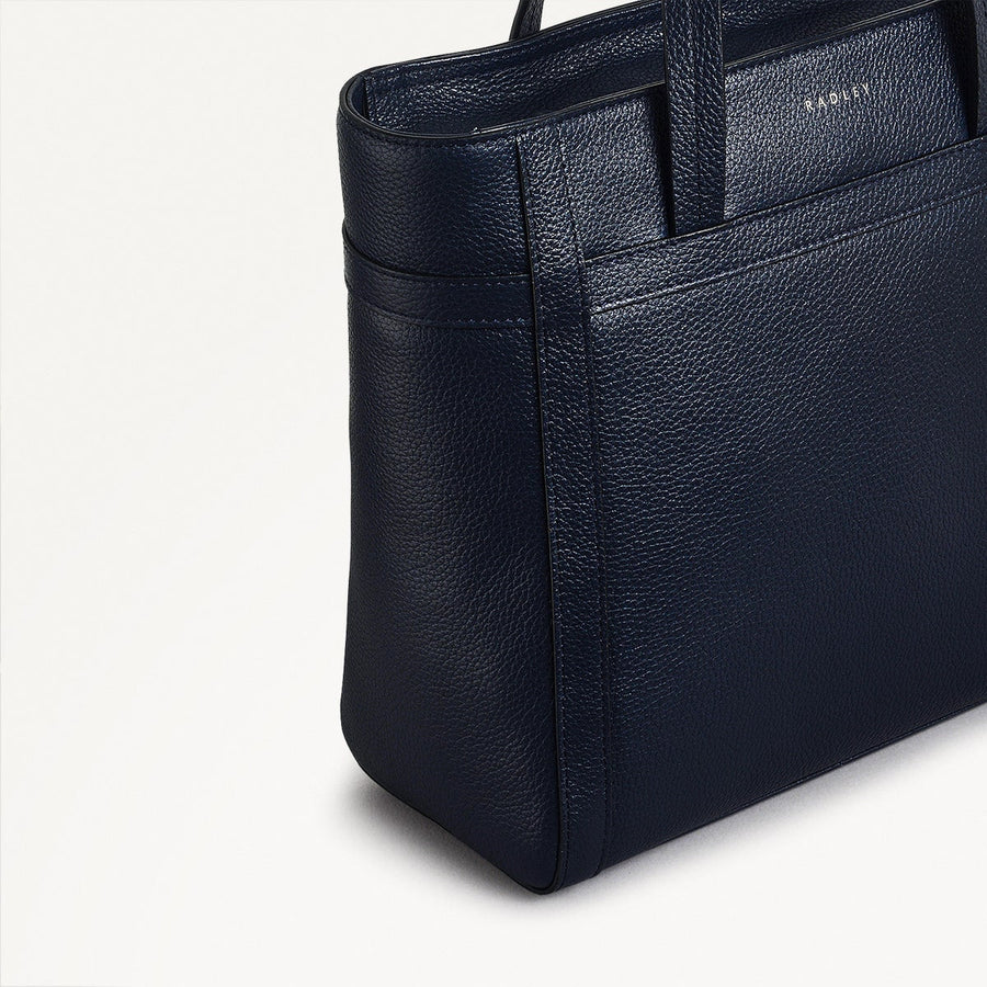 Derby Street Leather Small Ziptop Grab Bag in Ink - 110949