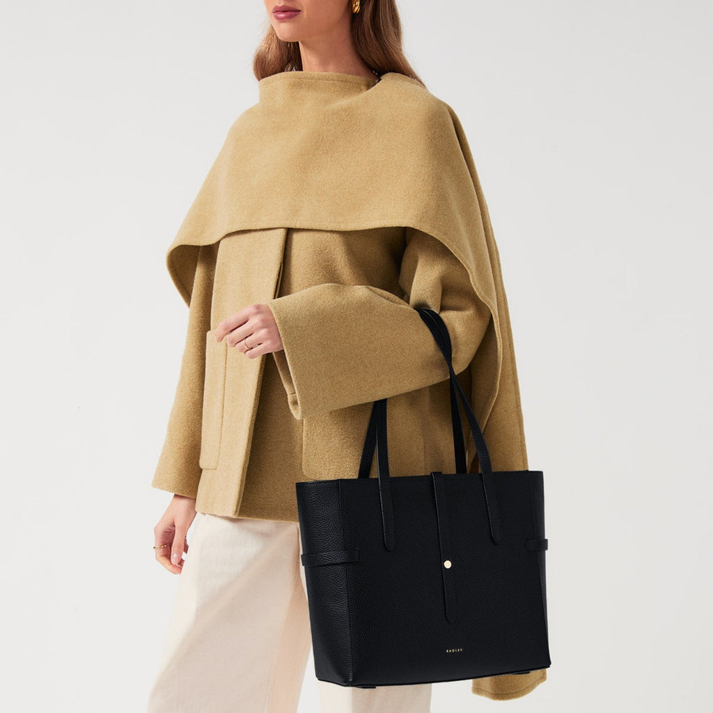 Abingdon Road Leather Large Ziptop Shoulder Bag in Black - 110950