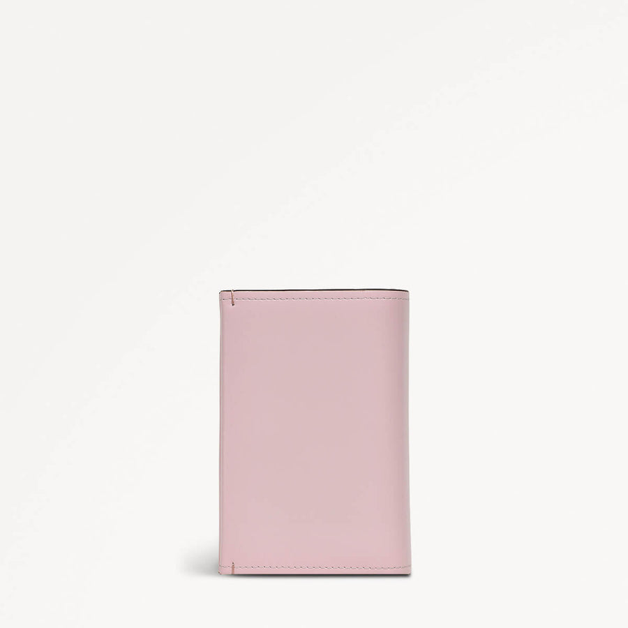 Lexington Lane Leather Medium Bifold Wallet in Parfait - 111125