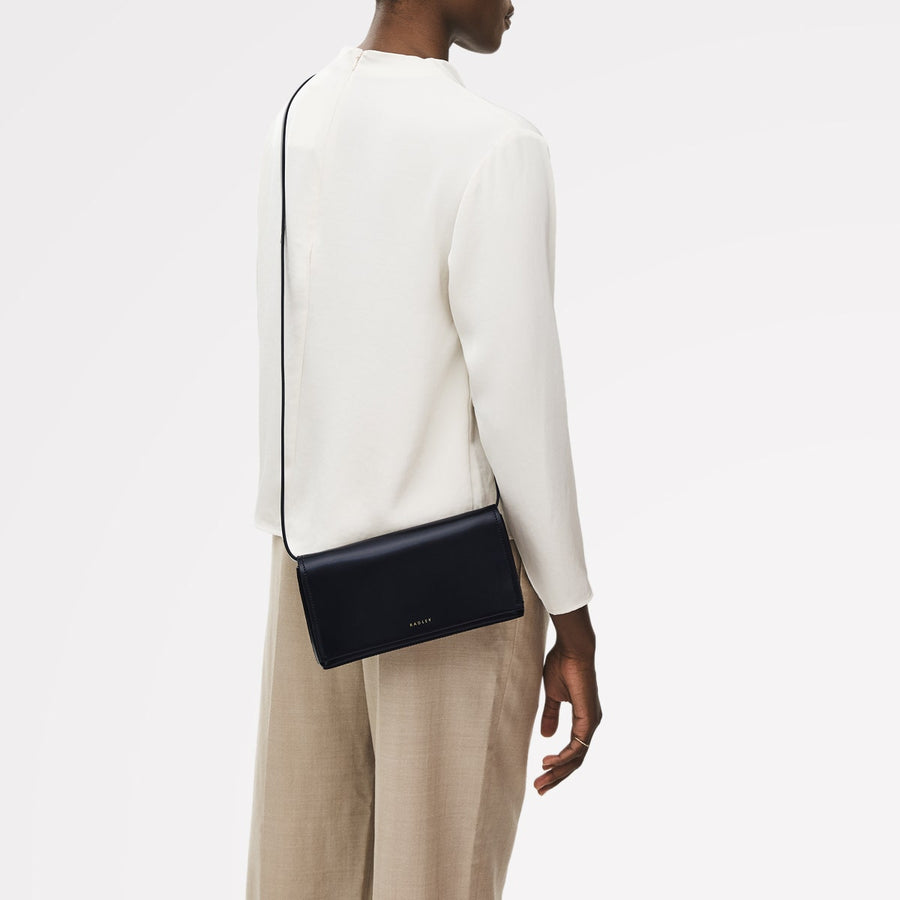 Lexington Lane Leather Small Flapover Crossbody Bag in Black - 111183