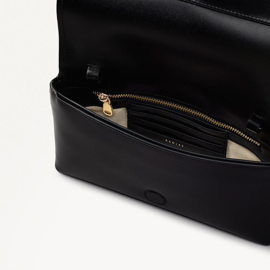 Lexington Lane Leather Small Flapover Crossbody Bag in Black - 111183