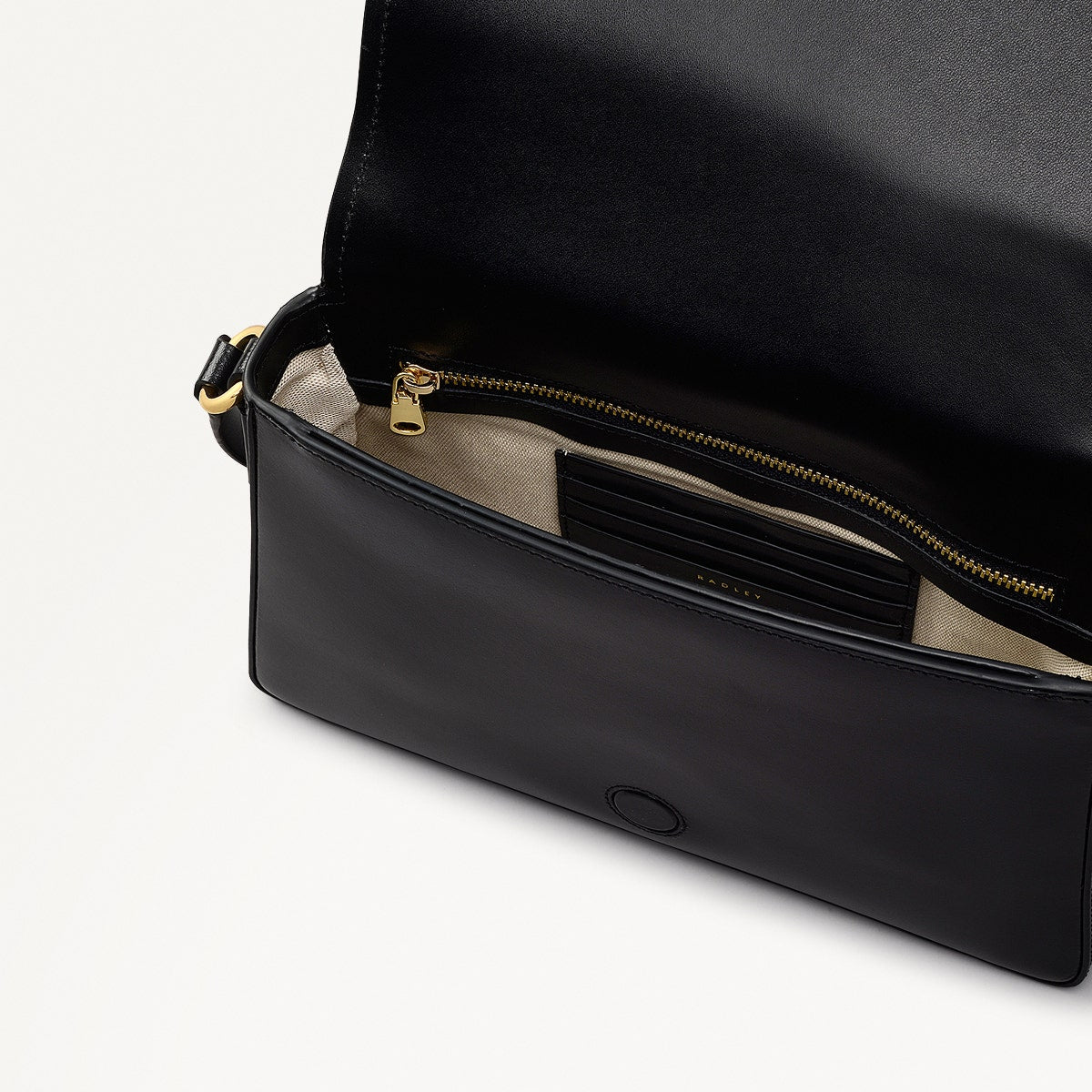 Lexington Lane Leather Medium Flapover Crossbody Bag in Black - 111186
