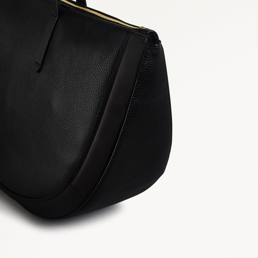 Merchant Hall Leather Large Ziptop Shoulder Bag in Black - 111205