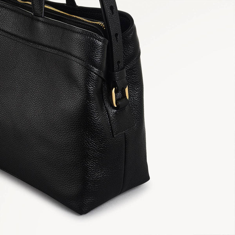 Albany Mews Leather Medium Ziptop Grab Bag in Black - 111257