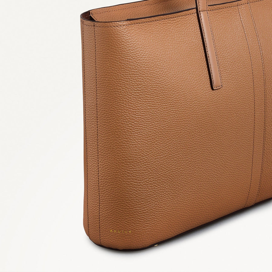 Newton Avenue Leather Large Ziptop Tote Bag in Chai - 111266