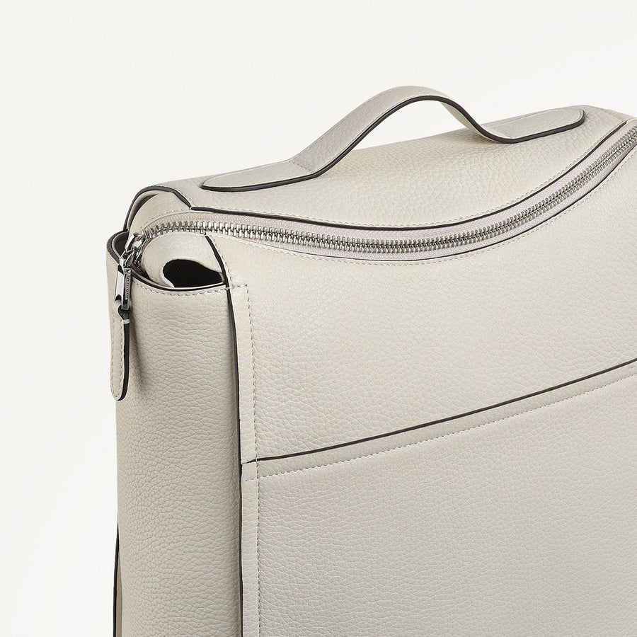 Oak Street Leather Medium Ziptop Backpack in Chalk - 111392