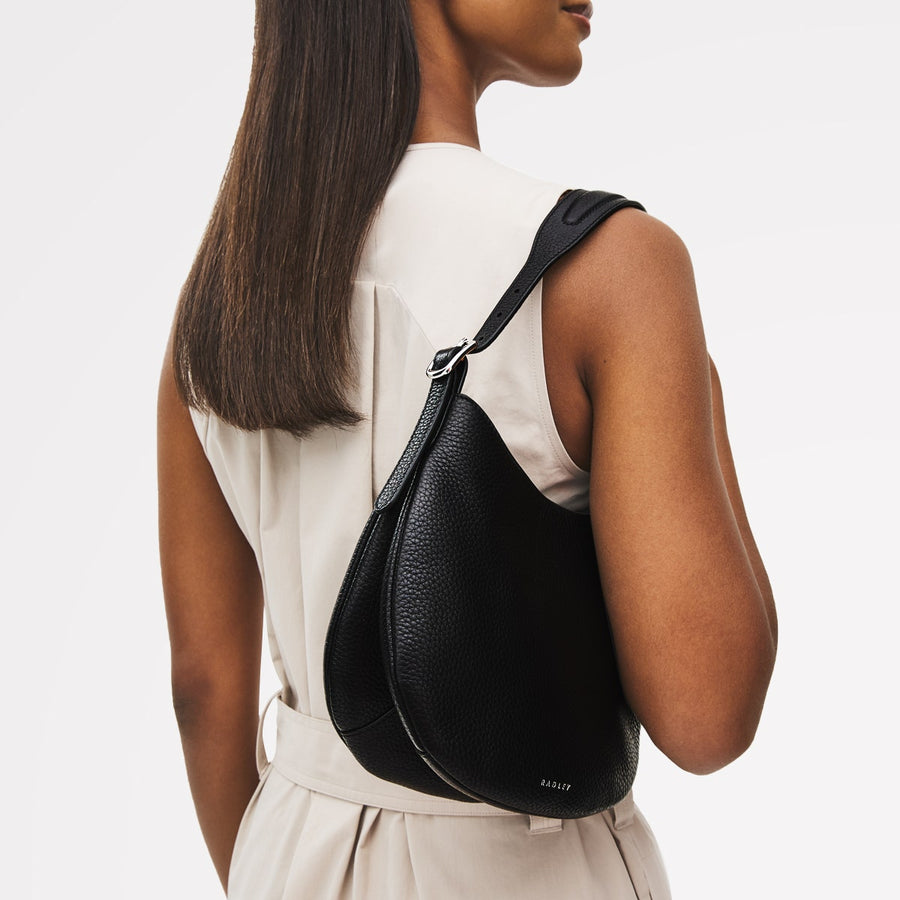 Kensington Place Leather Small Open Top Shoulder Bag in Black - 111396