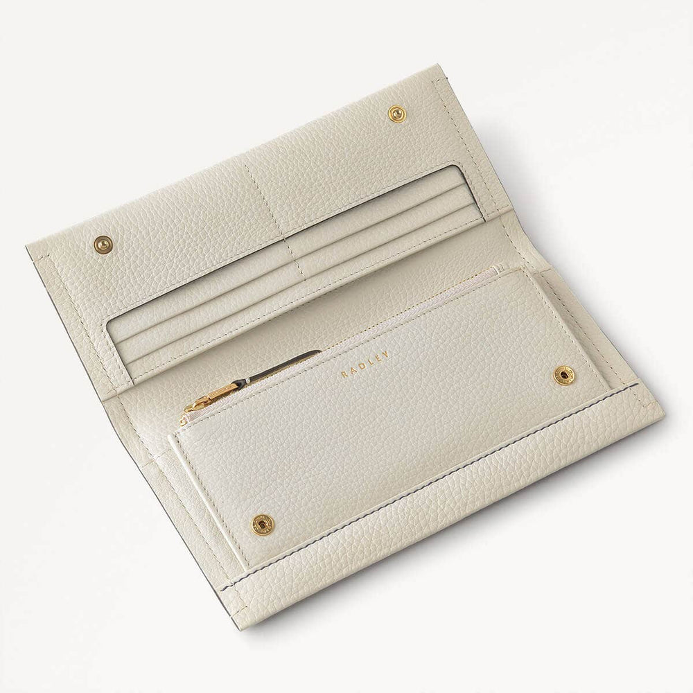 Cut Out Floral Leather Large Flapover Wallet in Chalk - 111421