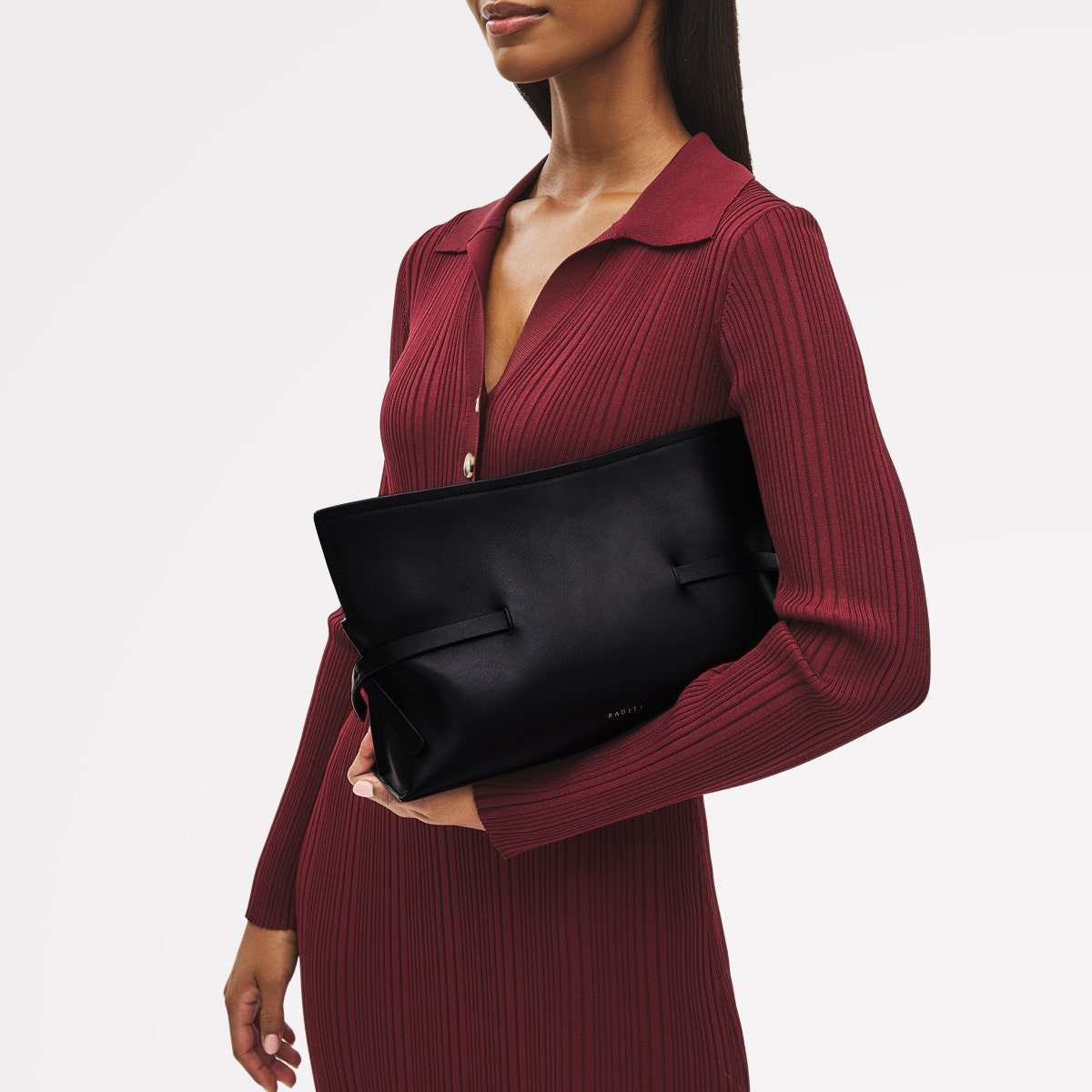 Fleet Street Leather Medium Open Top Clutch Bag in Black - 111437