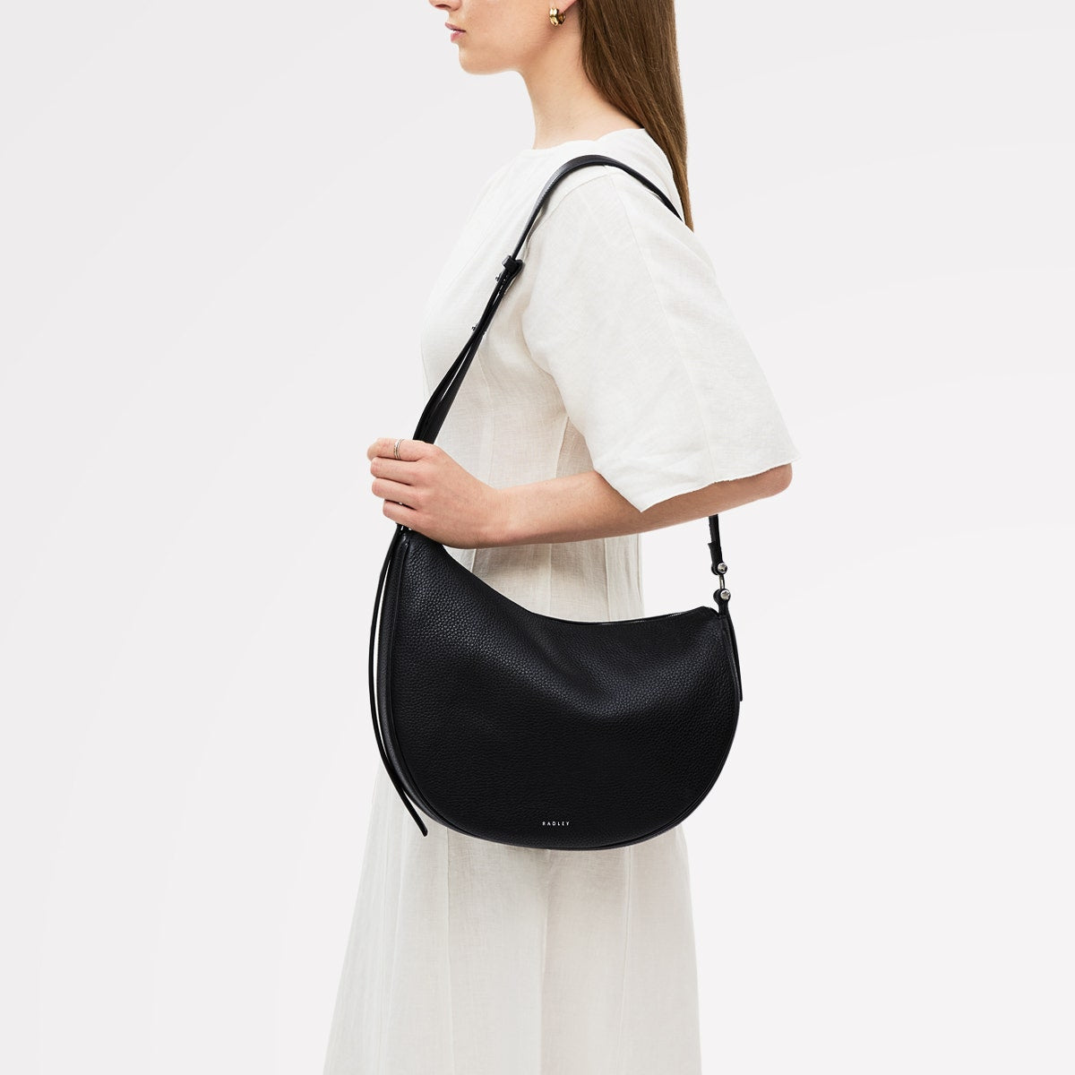 Pemberton Row Leather Large Ziptop Cross Body Bag in Black - 111460