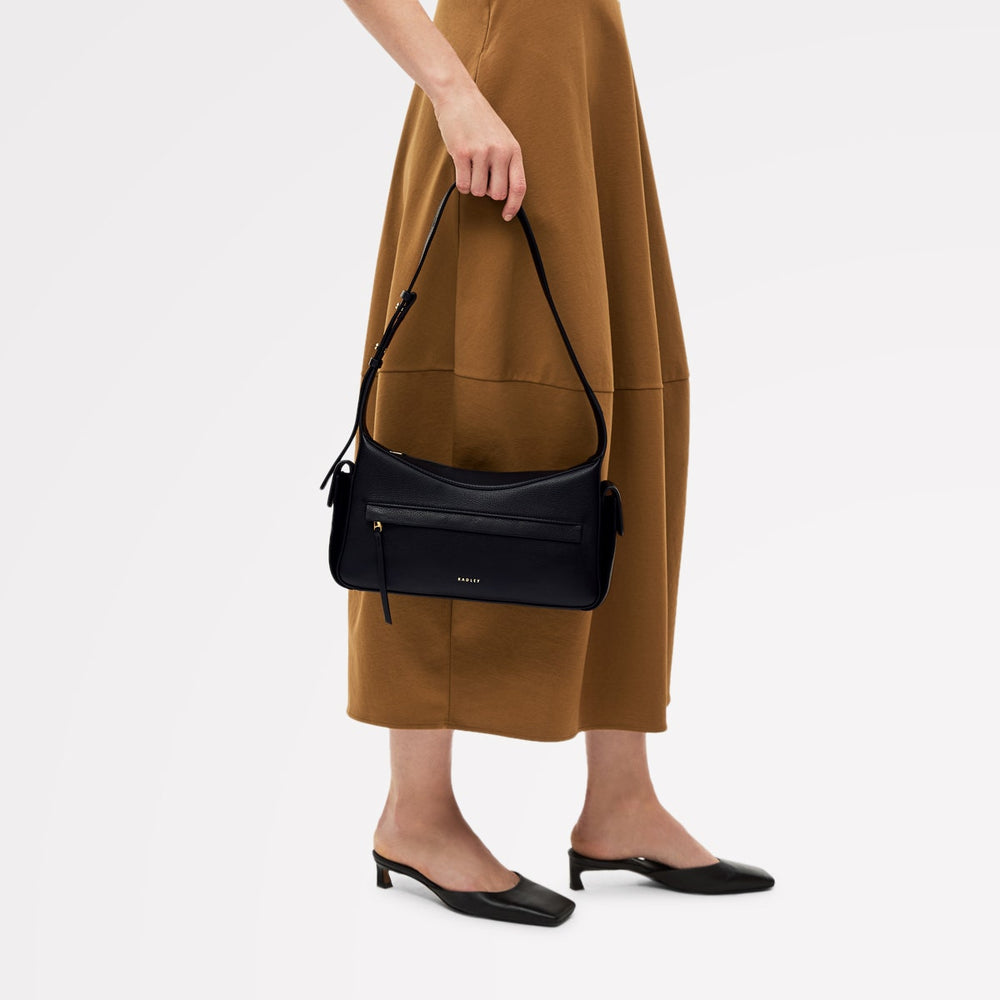 The Fitzrovia Leather Small Ziptop Shoulder Bag in Black - 111464