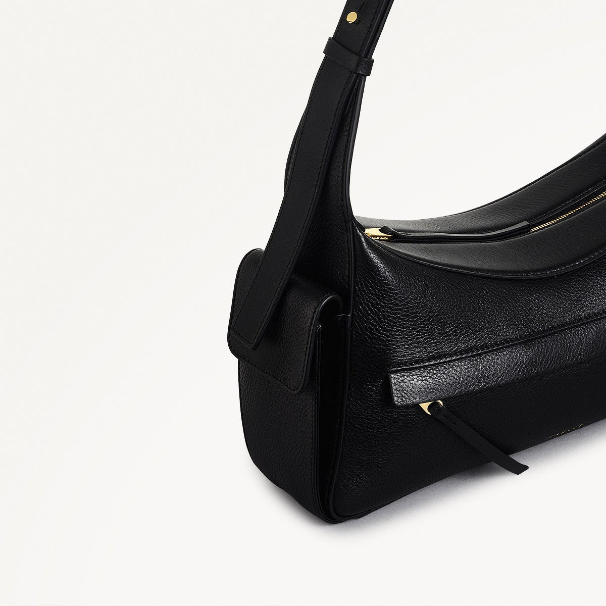The Fitzrovia Leather Small Ziptop Shoulder Bag in Black - 111464