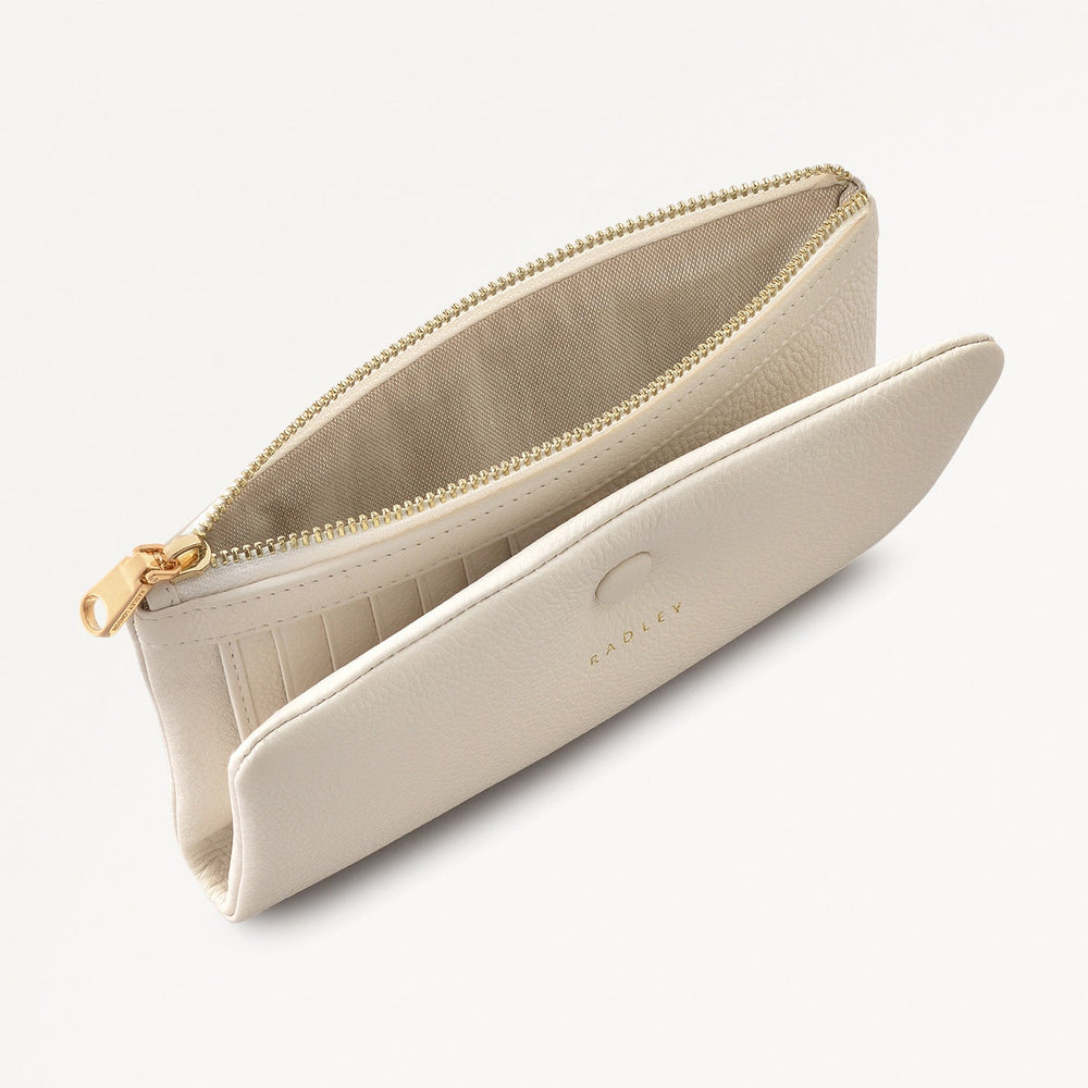 Mallow Street Leather Large Bifold Wallet in Chalk - 111479