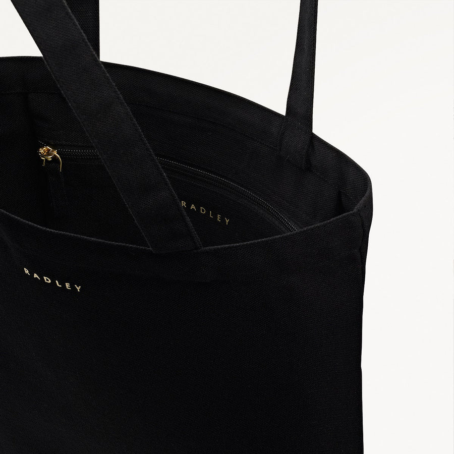 Face To Face Medium Open Top Tote in Black - 111552