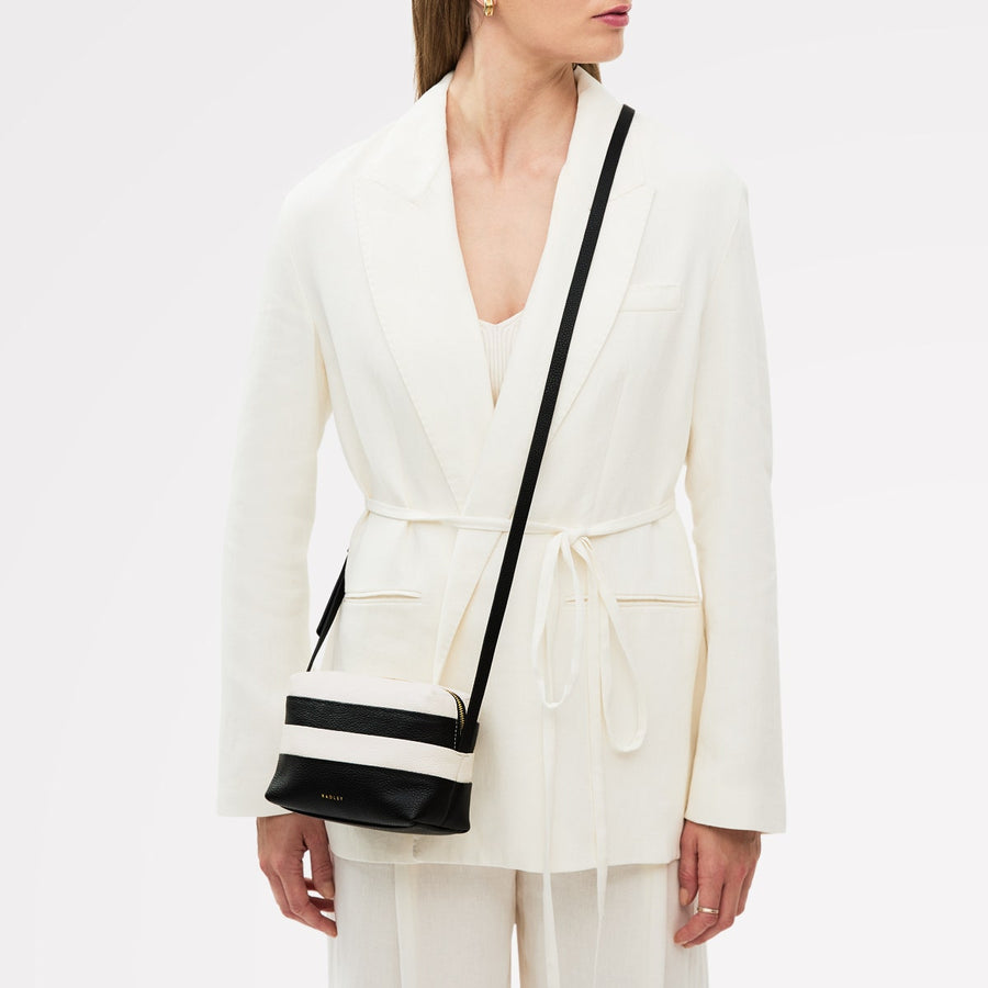 Bishops Lane Leather Small Ziptop Cross Body Bag in Black - 111578