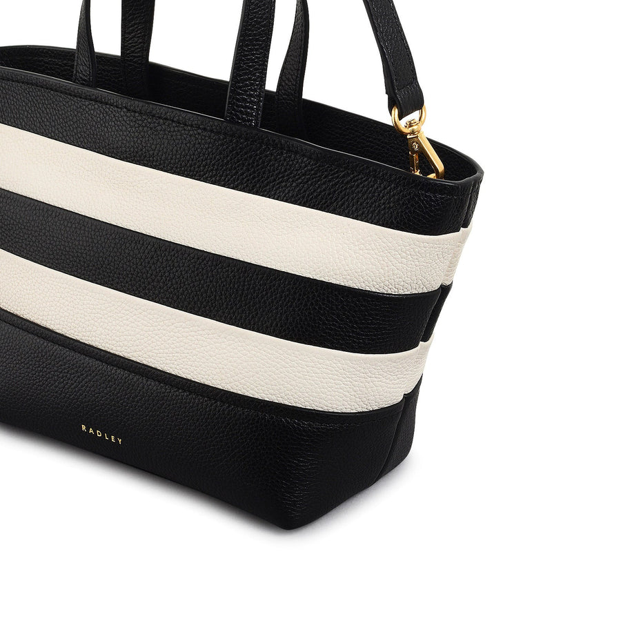 Bishops Lane Leather Small Ziptop Grab Bag in Black - 111581