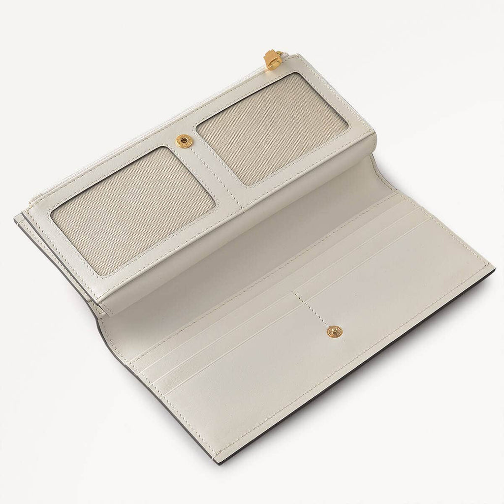 Kendal Terrace Leather Large Bifold Wallet in Prairie Pink - 111653