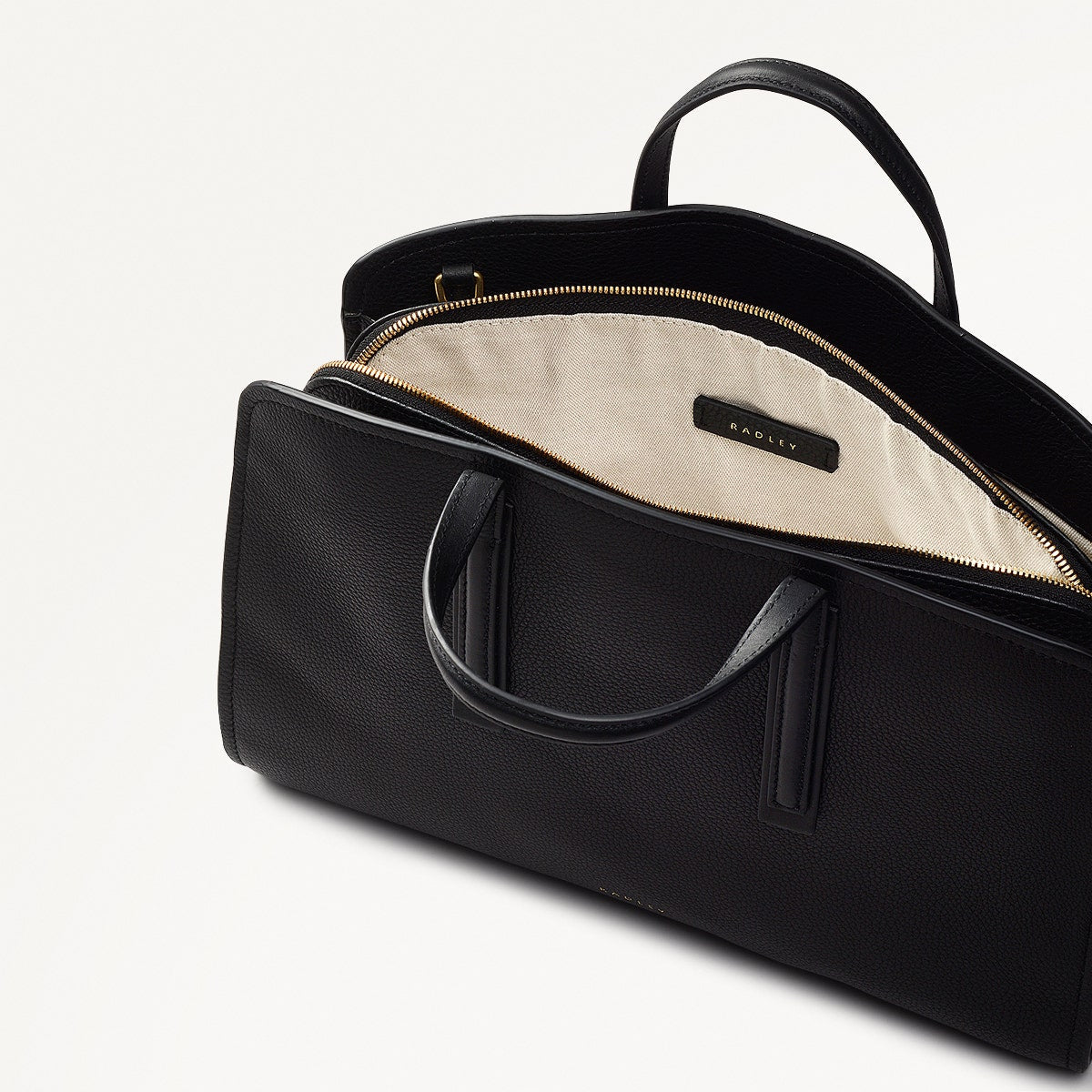 Arragon Row Fabric Medium Zip Around Grab Bag in Black - 111713