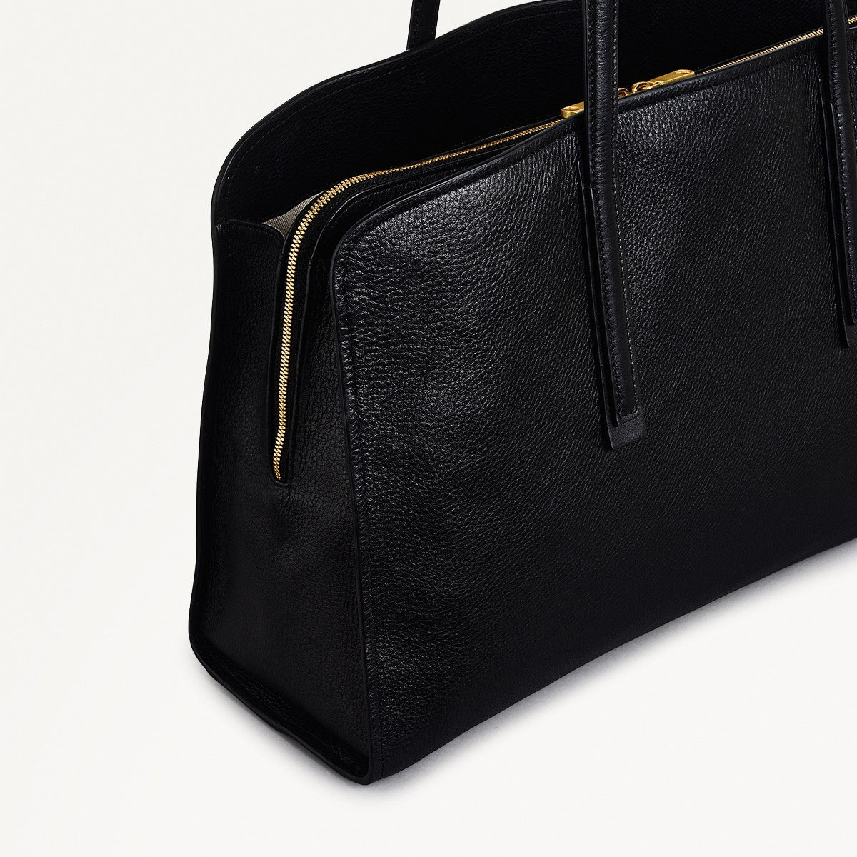 Arragon Row Fabric Large Laptop Shoulder Bag in Black - 111716