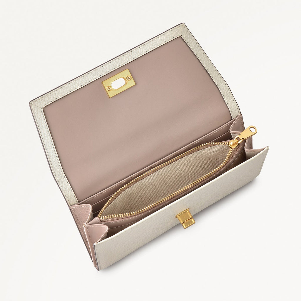 Brook Avenue Leather Large Flapover Wallet in Chalk - 111763