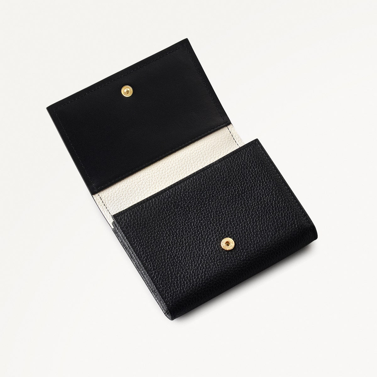 Holmes Avenue Leather Medium Flapover Wallet in Black - 111766