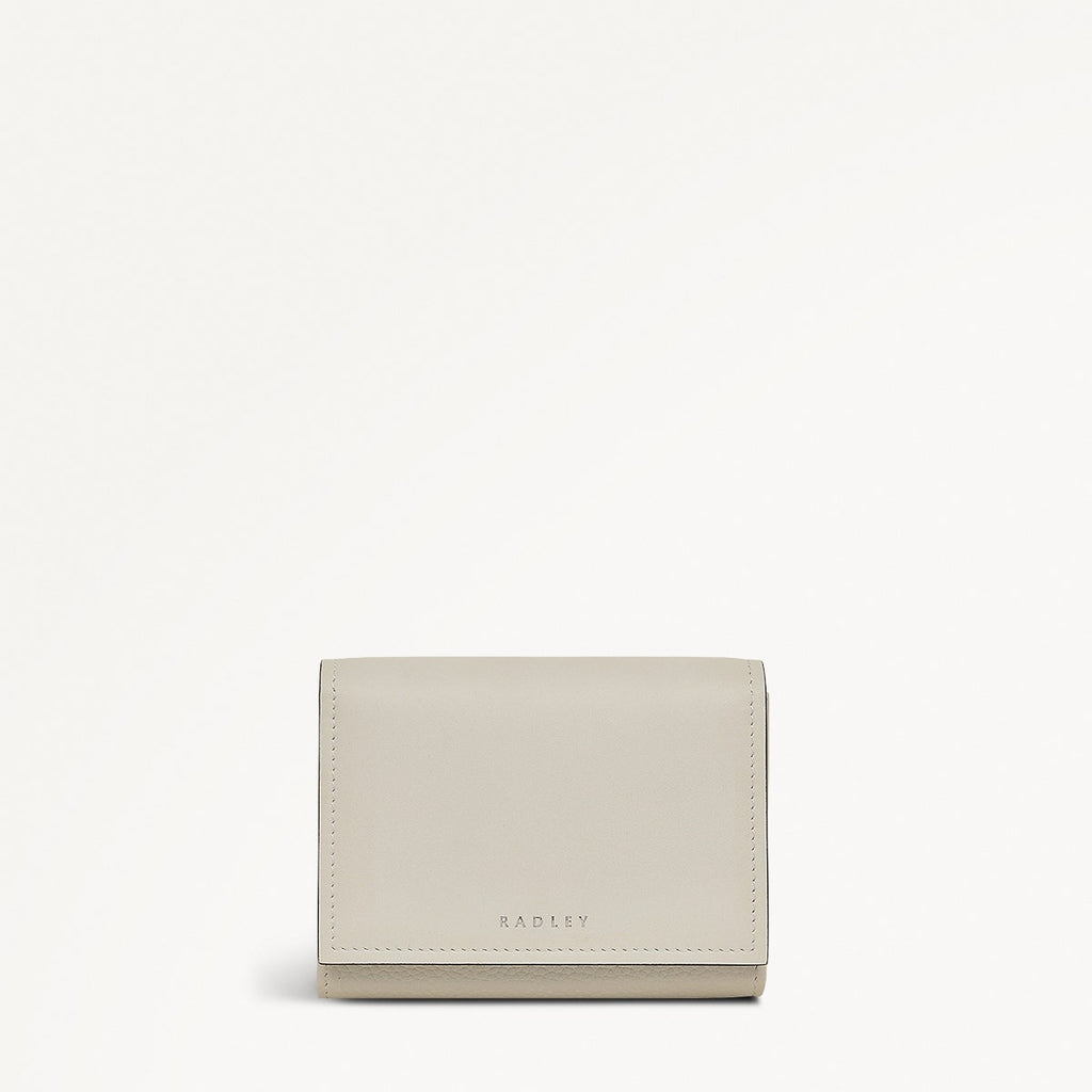 Holmes Avenue Leather Medium Flapover Wallet in Chalk - 111767