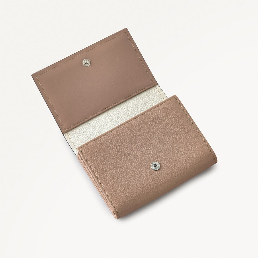 Holmes Avenue Leather Medium Flapover Wallet in Latte - 111768