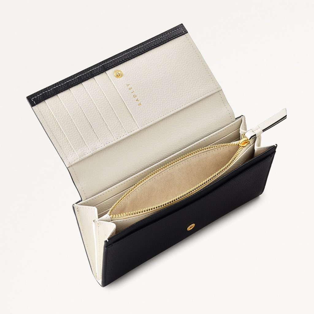 Holmes Avenue Leather Large Flapover Wallet in Black - 111769