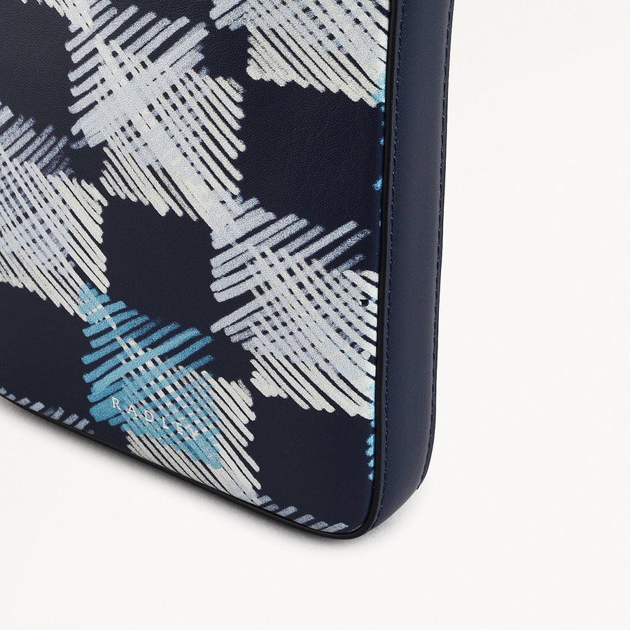 Check Me Out Leather Medium Phone Cross Body Bag in Ink - 111780