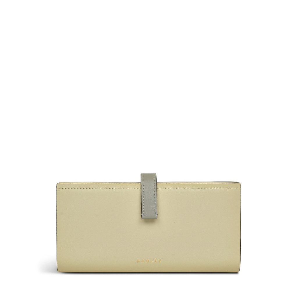 Arnold Row Leather Large Bifold Wallet in Parchment - 111794