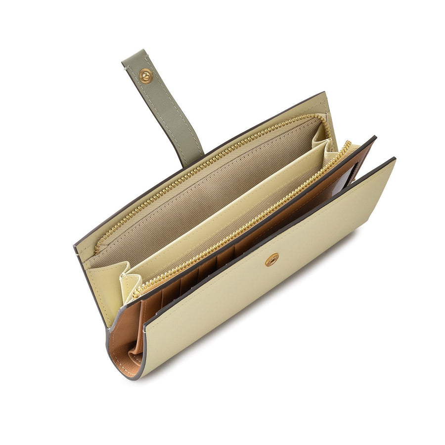 Arnold Row Leather Large Bifold Wallet in Parchment - 111794