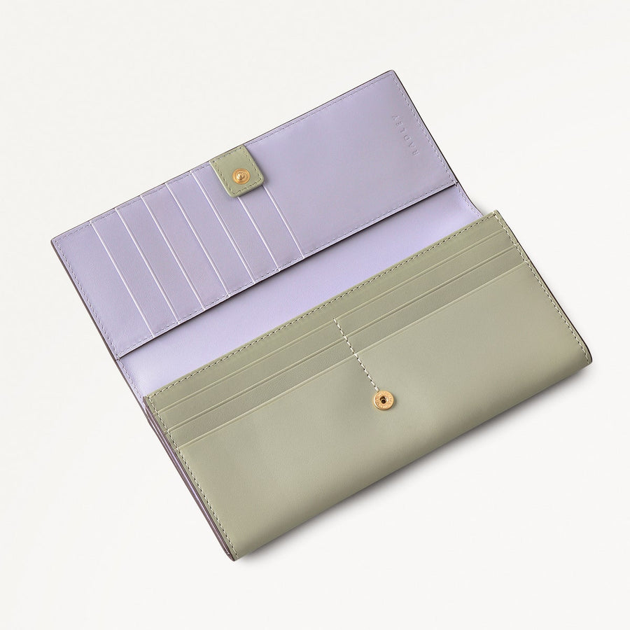 Face To Face Leather Large Flapover Wallet in Drizzle - 111809