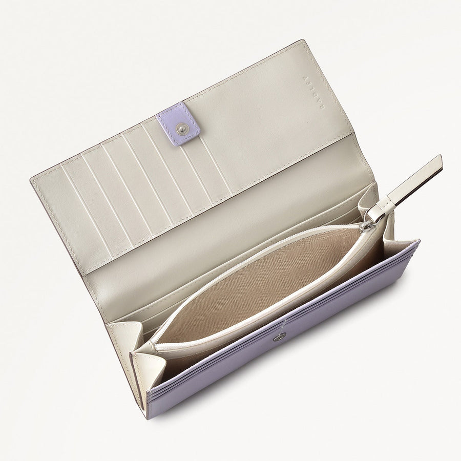 Face To Face Leather Large Flapover Wallet in Bellflower - 111810