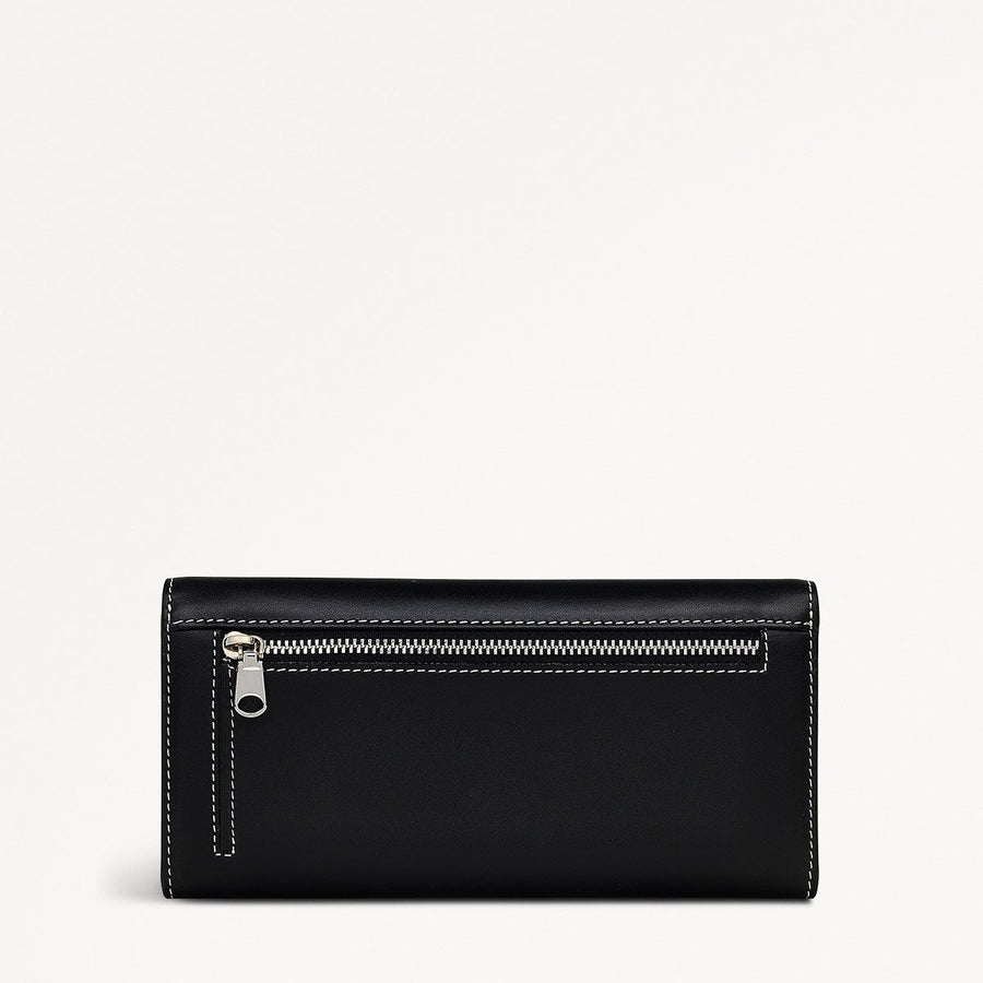 Face To Face Leather Large Flapover Wallet in Black - 111811