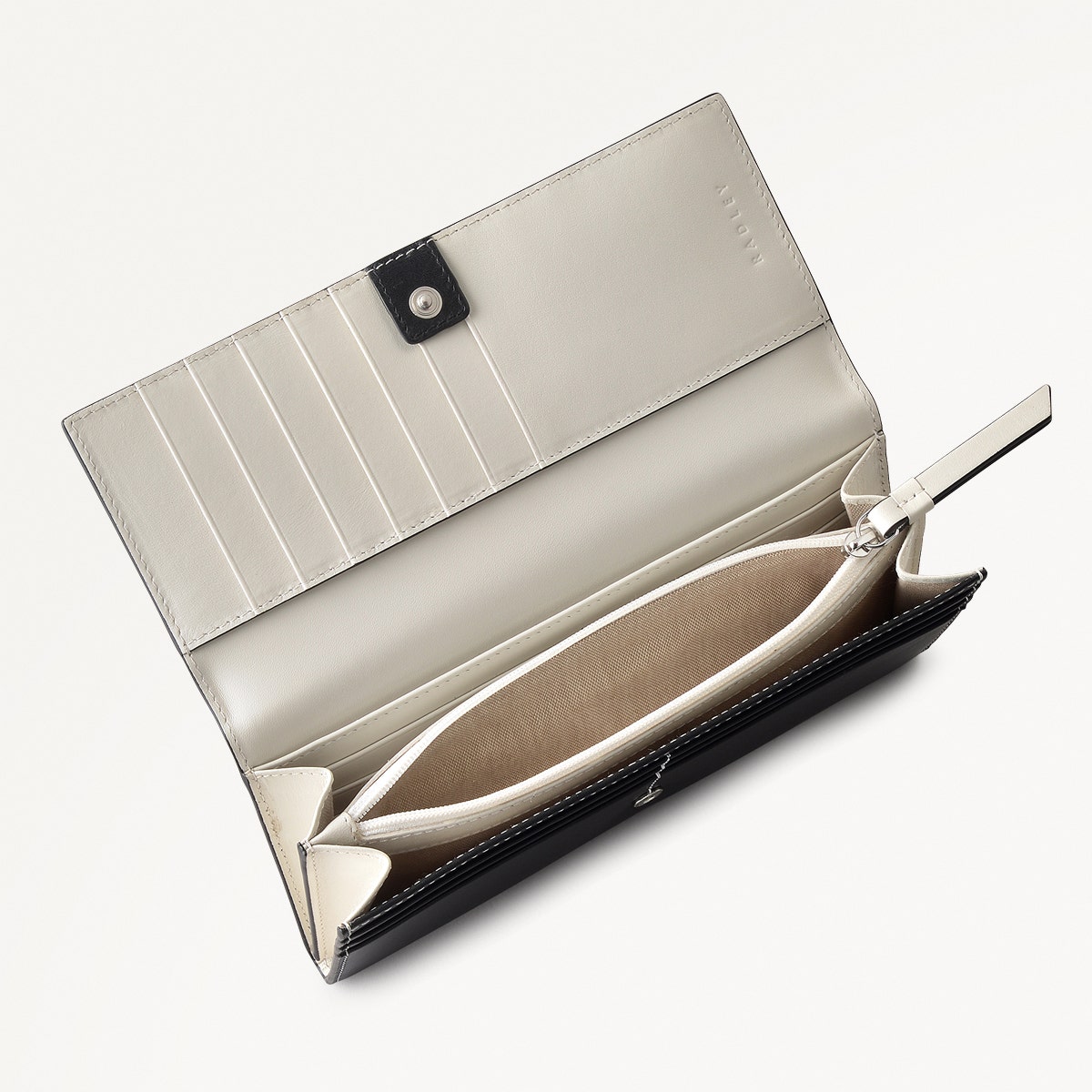 Face To Face Leather Large Flapover Wallet in Black - 111811