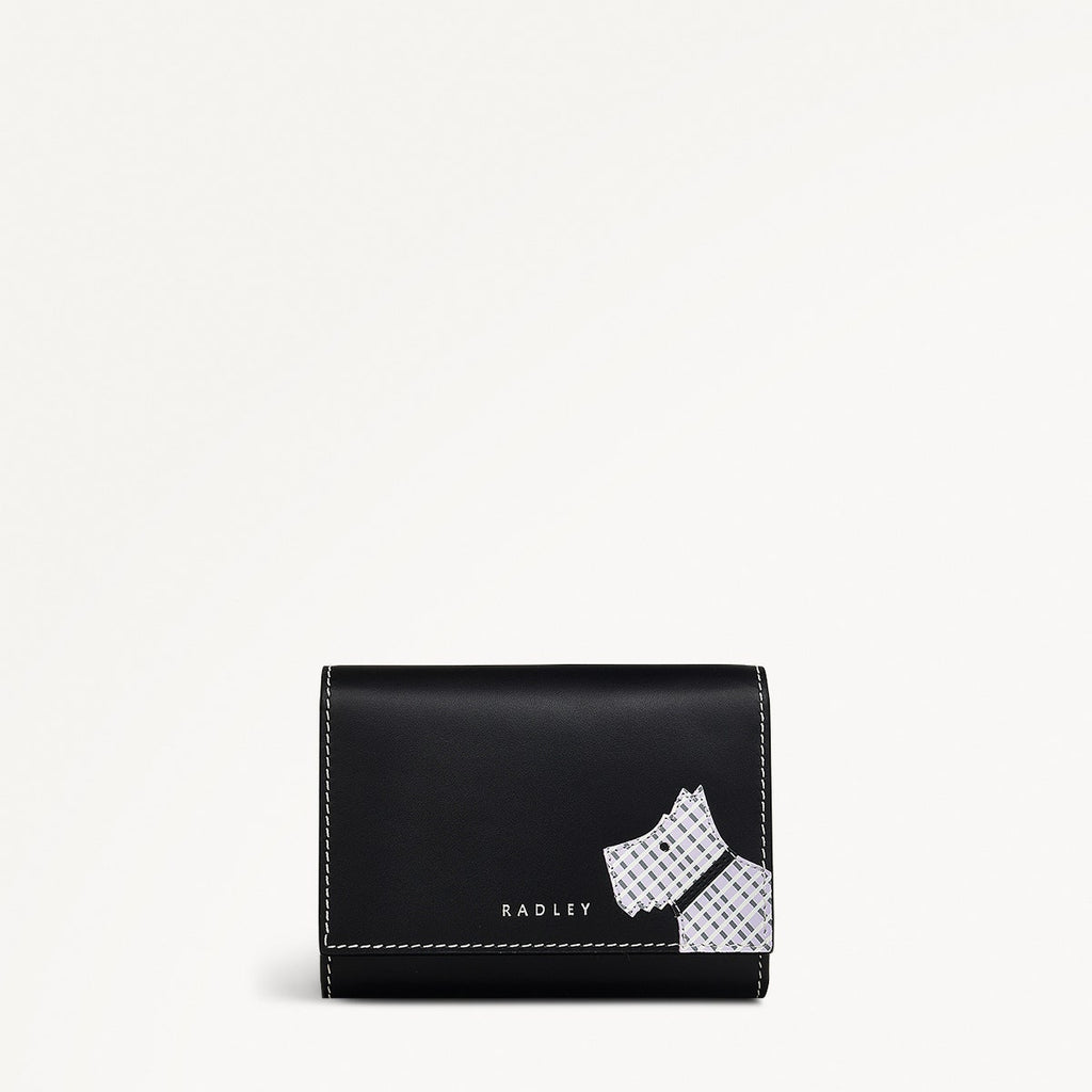 Face To Face Leather Medium Flapover Wallet in Black - 111813