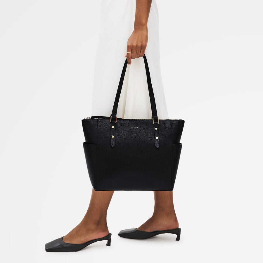 Silk Street Leather Large Ziptop Shoulder Bag in Black - 111829