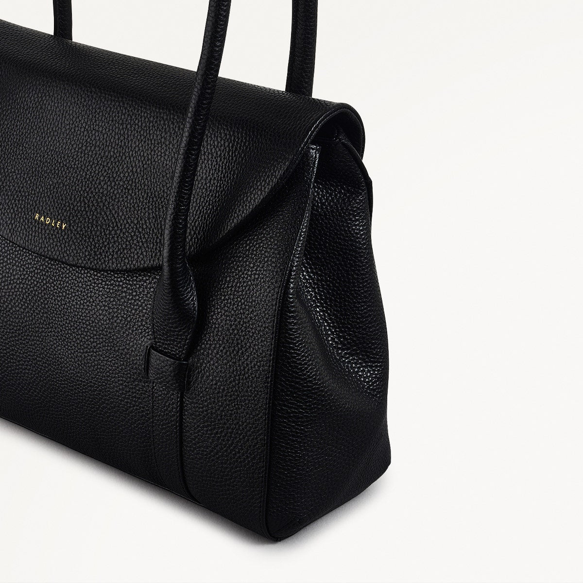 Briar Hill Leather Medium Flapover Shoulder Bag in Black - 111832