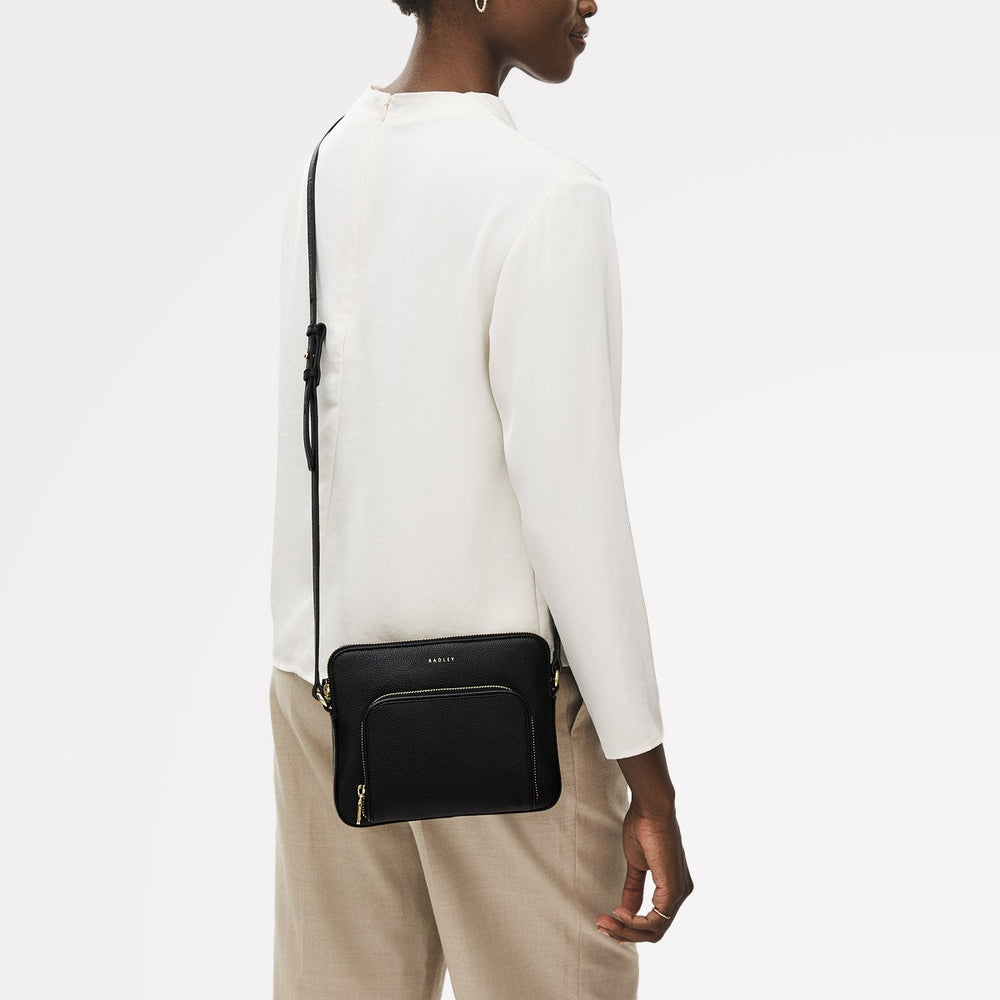 Redford Close Leather Small Ziptop Cross Body Bag in Black - 111834