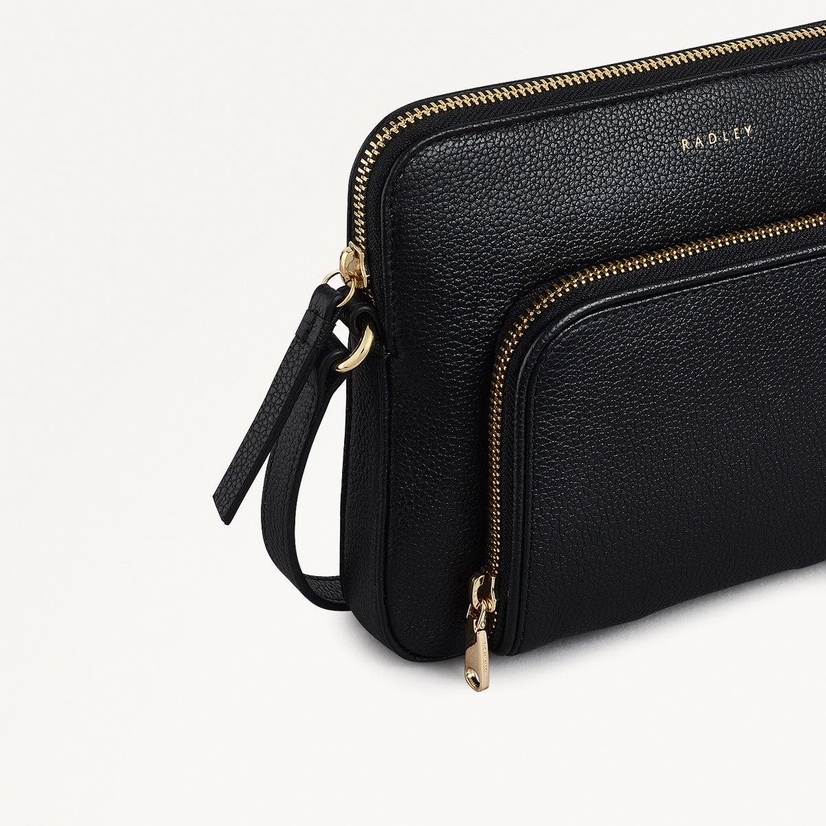 Redford Close Leather Small Ziptop Cross Body Bag in Black - 111834