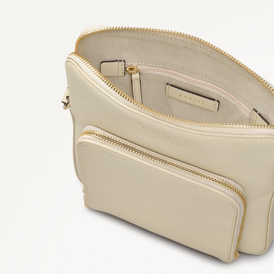 Redford Close Leather Medium Ziptop Cross Body Bag in Chalk - 111840