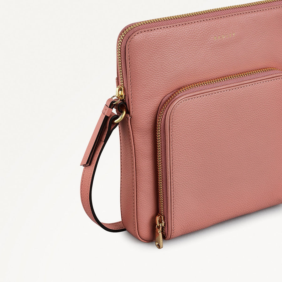 Redford Close Leather Medium Ziptop Cross Body Bag in Sienna Pink - 111841