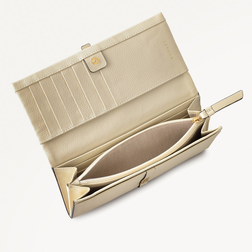 Sandler Way Leather Large Flapover Wallet in Chalk - 111864