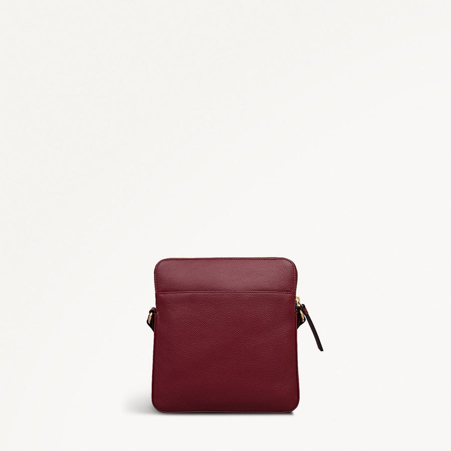 Redford Close Leather Medium Ziptop Cross Body Bag in Merlot - 111901
