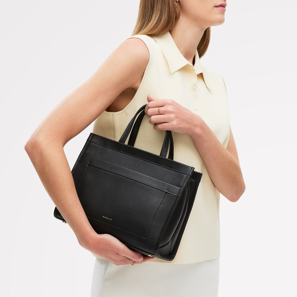 Alba Place Leather Small Ziptop Grab Bag in Black - 111905